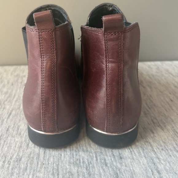 Circus by Sam Edelman Boots Womens 9 Chelsea Maroon Pull On Comfort Ankle Top - Picture 6 of 7